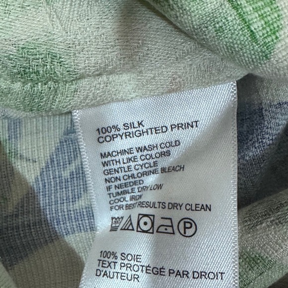 Tommy Bahama Shirt Men's XL White Blue Tropical Floral 100% Silk Camp Shirt - Picture 10 of 11